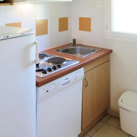 Apartment Le Domaine De Claire Rive-2 By Interhome *